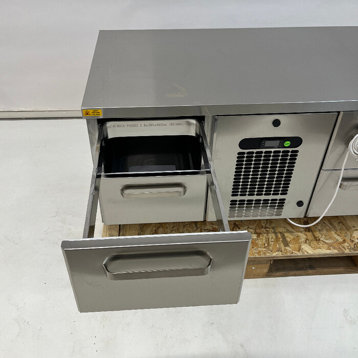 Grillkylbänk VLG1204  (4)